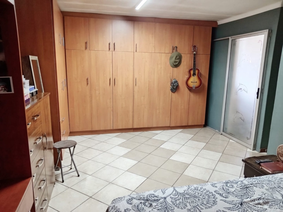 3 Bedroom Property for Sale in Forest Village Western Cape